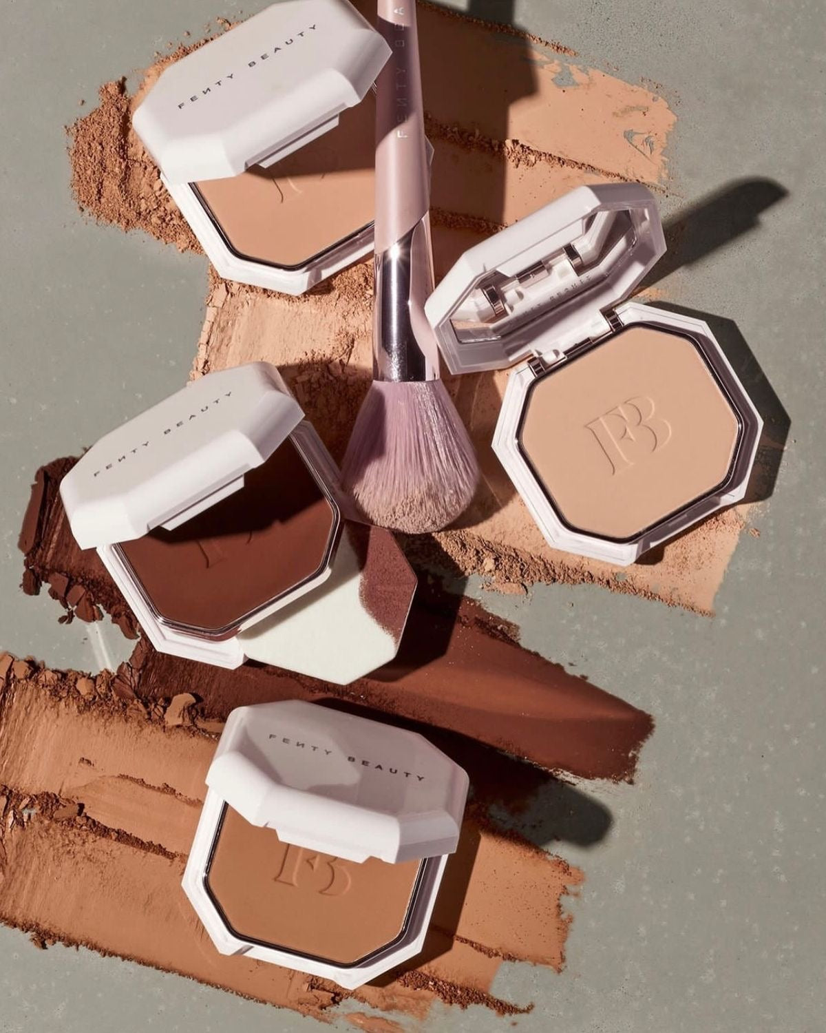 Fenty beauty Pro filt'r soft matte powder - Fond de teint poudre mat