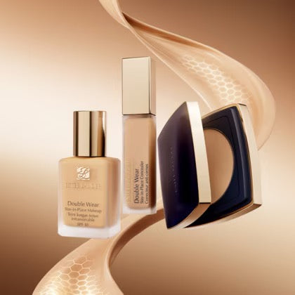 Double Wear Fond De Teint Poudre Mat Longue Tenue SPF 10